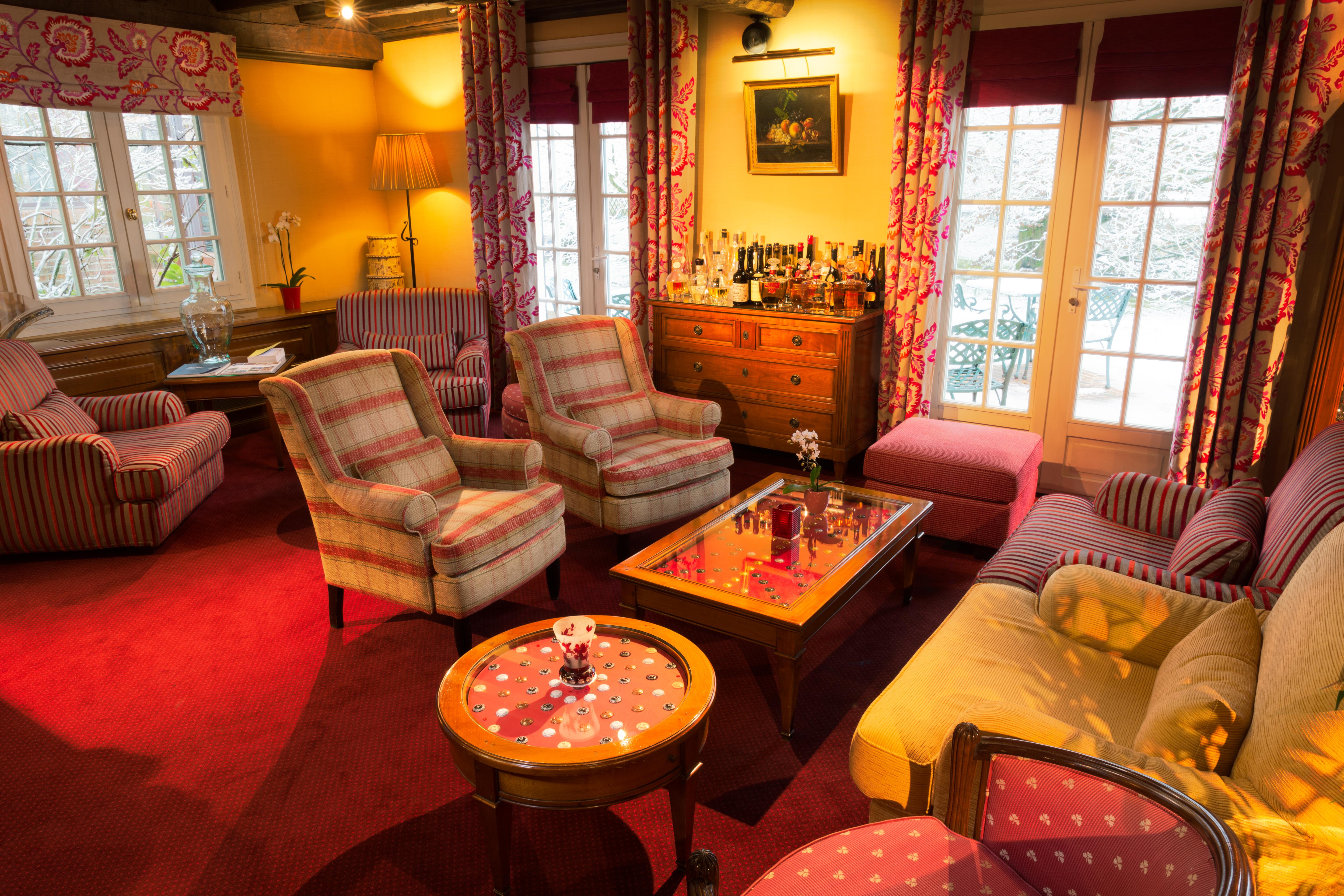 Hostellerie Briqueterie & Spa Champagne Vinay  المظهر الخارجي الصورة The drawing room at the hotel