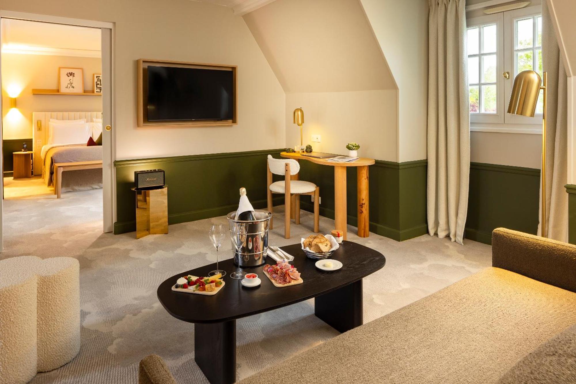 Hostellerie Briqueterie & Spa Champagne Vinay  المظهر الخارجي الصورة A suite at the hotel