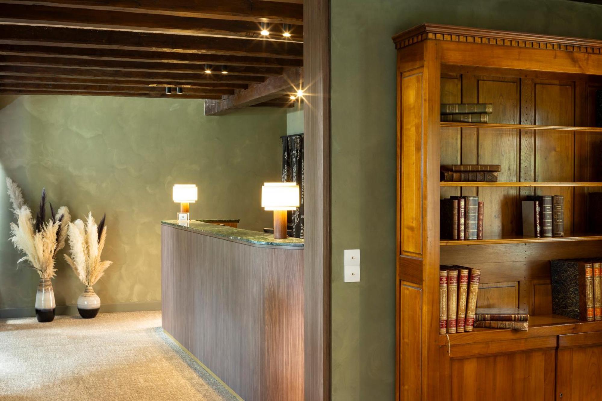 Hostellerie Briqueterie & Spa Champagne Vinay  المظهر الخارجي الصورة The library at the Inn at the Opera